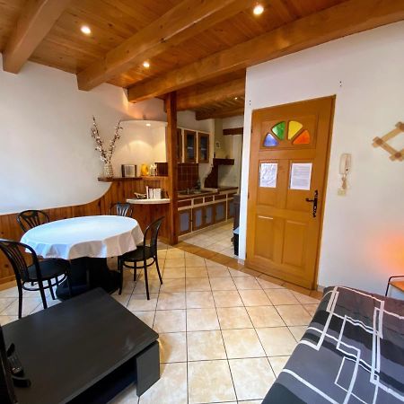 Appartement 4 Pers Plein Centre Ville, Wifi, Balcon Laragne-Monteglin Exterior photo